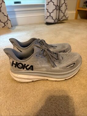 Men’s Hoka Clifton 9’s